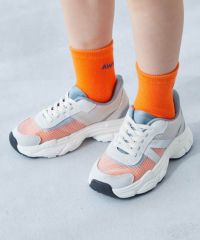 19%OFF】手を使わず立ったまま履ける 風を通す サマースニーカー